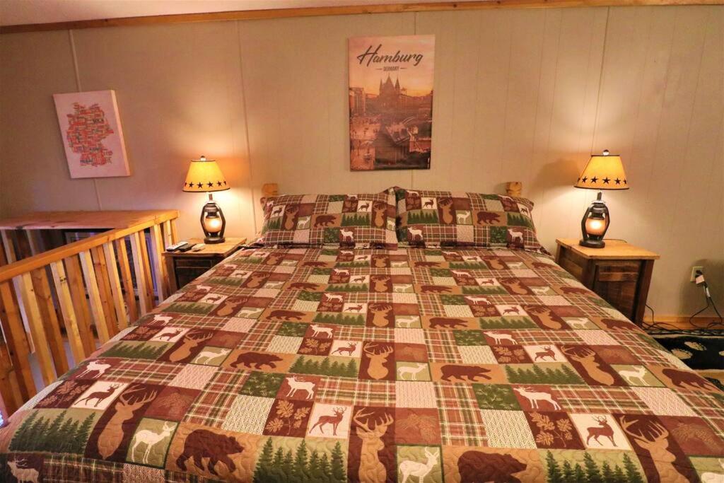 Oktoberfest Themed Cabin In Woods Stream #14 헬렌 외부 사진